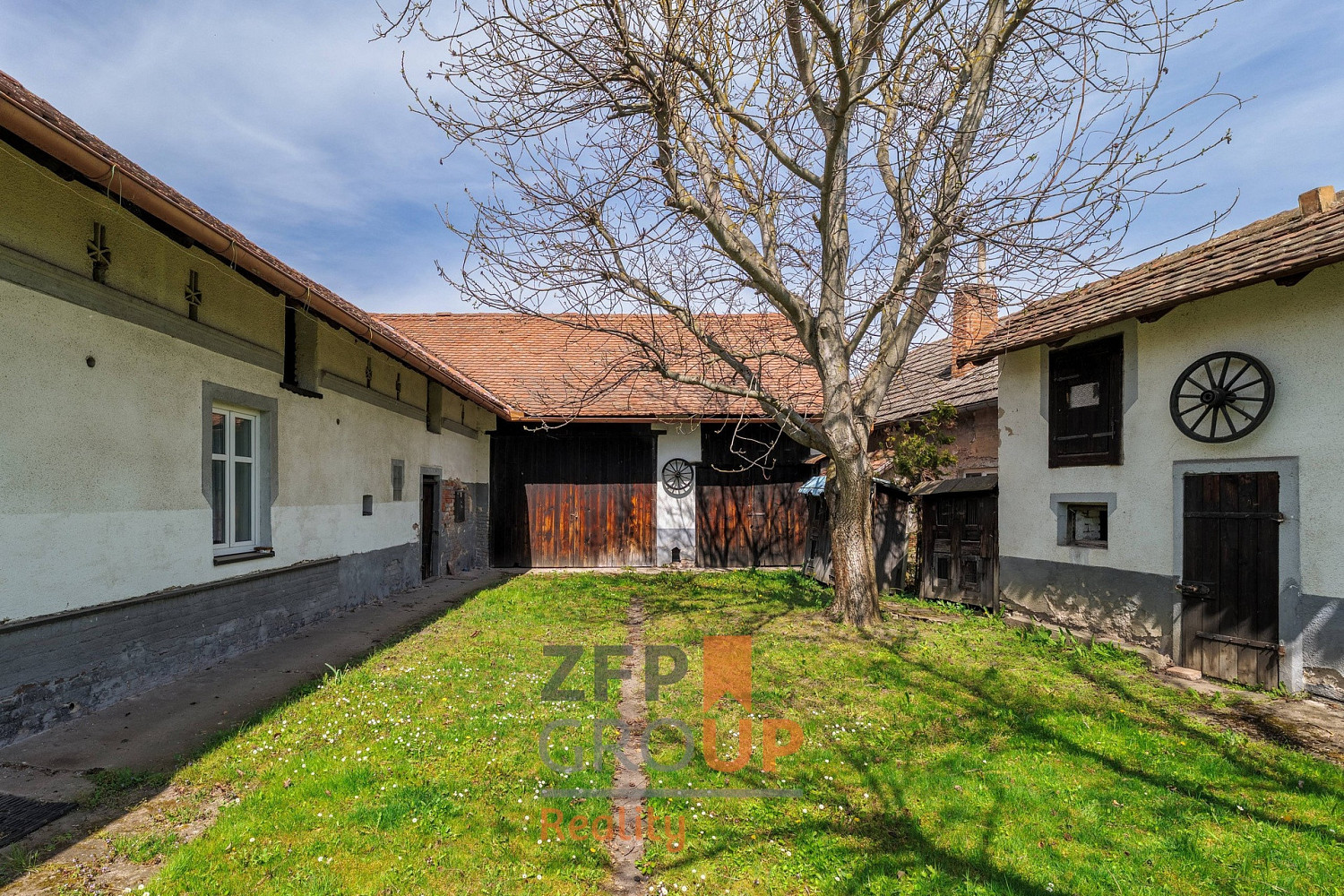 Prodej domu 123 m² s pozemkem 2 080 m² – fotografie 2
