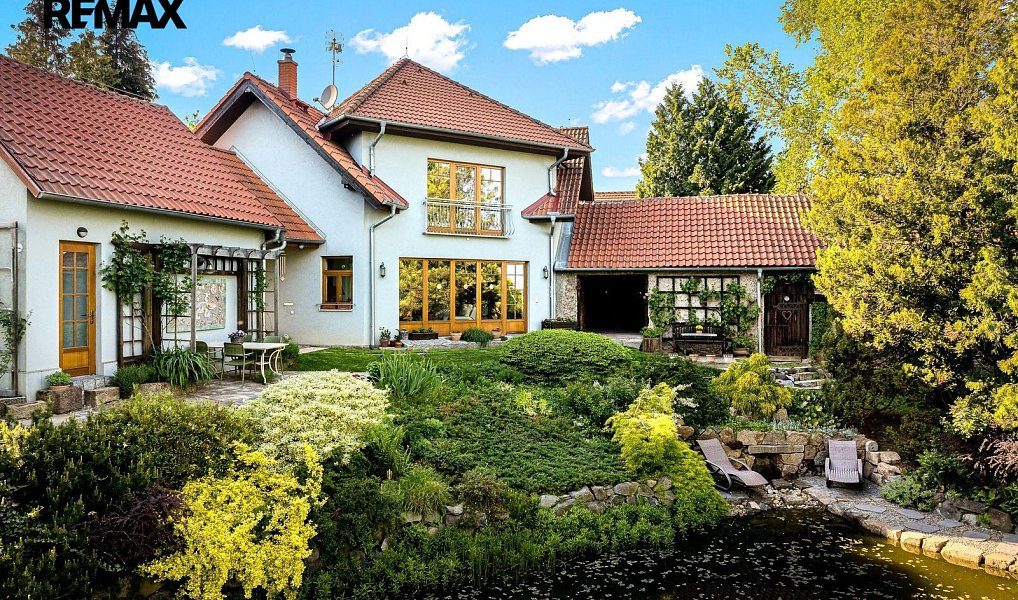 Prodej domu 277 m² s pozemkem 3 435 m², Sulice – náhled fotky 30