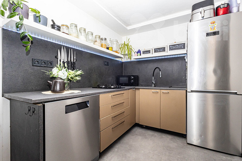 Prodej domu 104 m² s pozemkem 548 m²