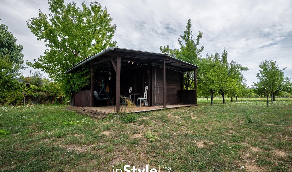 Prodej zahrady 1 689 m², Uherský Ostroh – náhled fotky 4