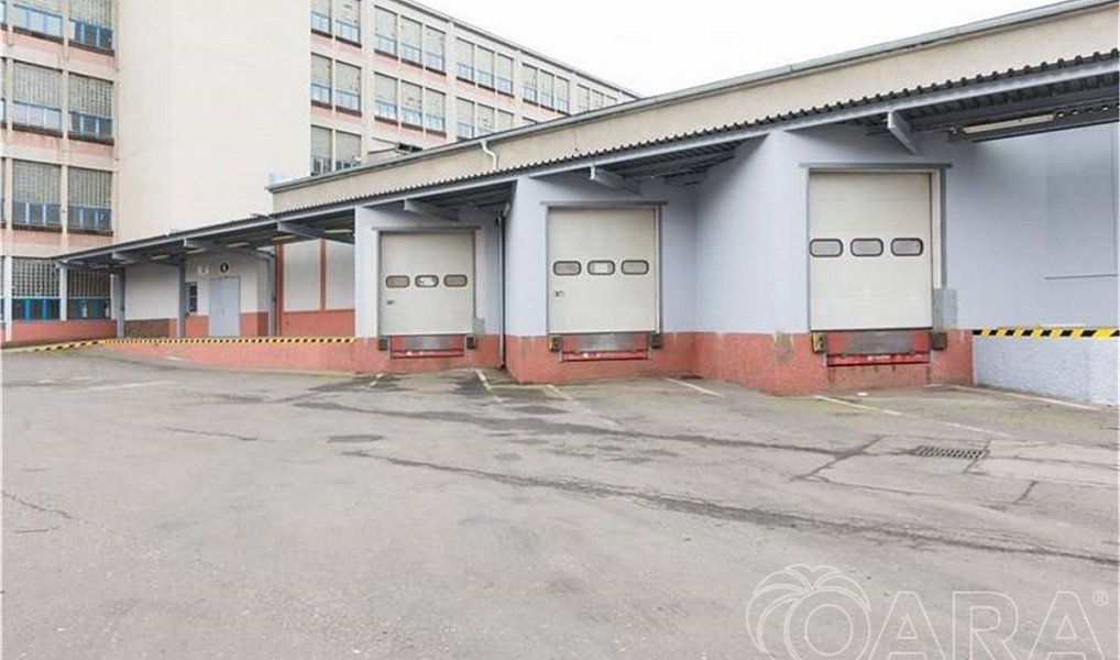 Pronájem skladovacích prostor 4 000 m², Písek – náhled fotky 14