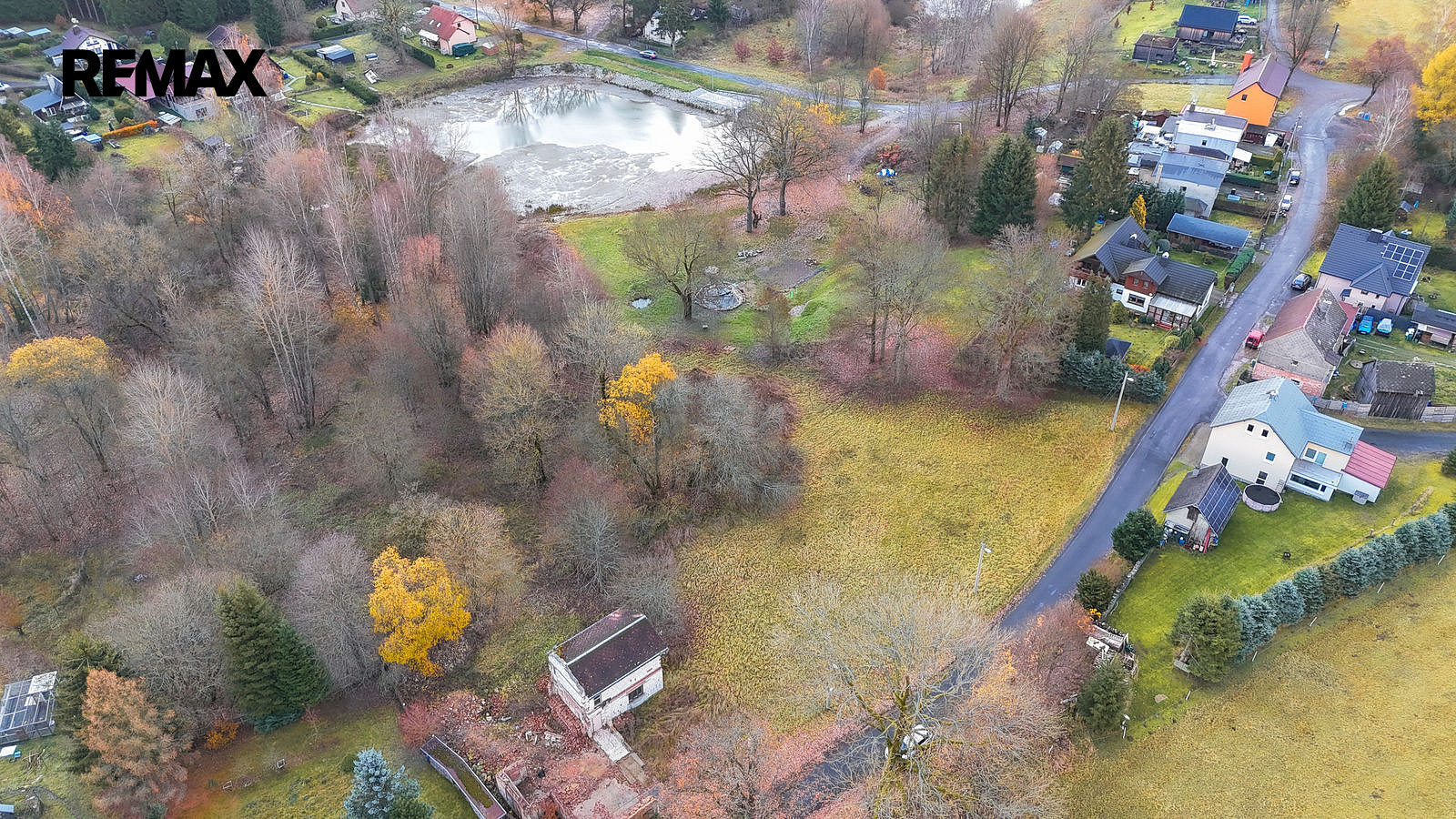Prodej stavebního pozemku 722 m² – fotografie 3