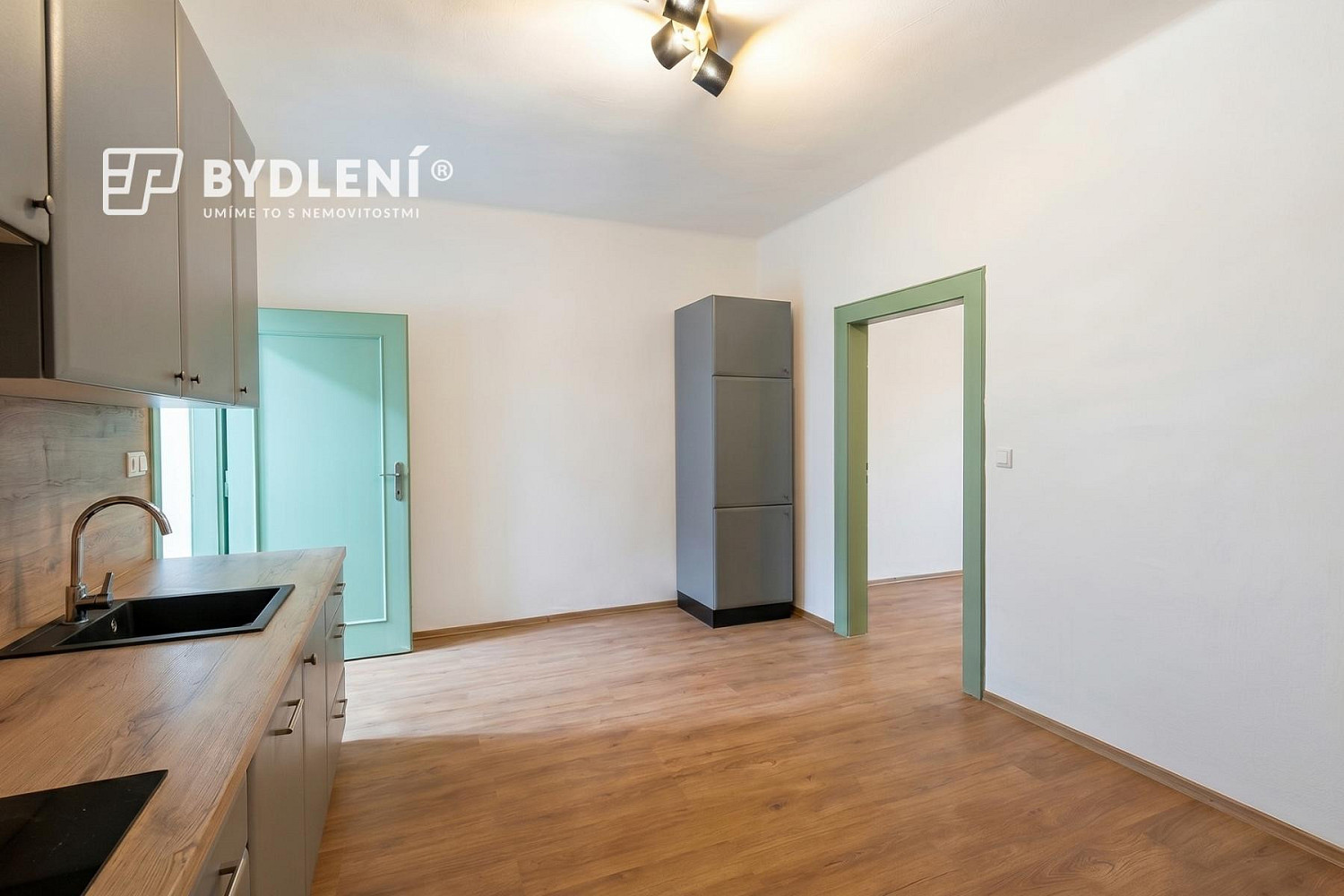 Pronájem bytu 2+kk 50 m² – pohled 3
