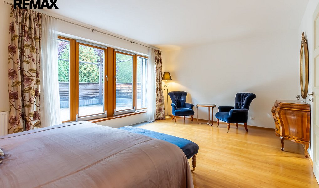 Prodej domu 306 m² s pozemkem 418 m², Praha – náhled fotky 17