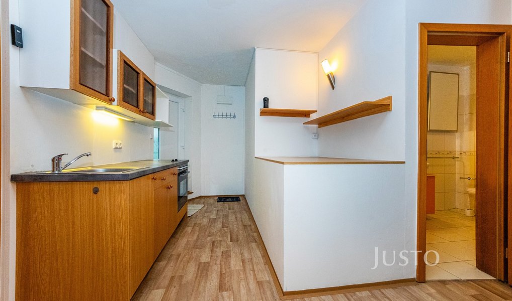 Prodej domu 206 m² s pozemkem 351 m², Praha – náhled fotky 12