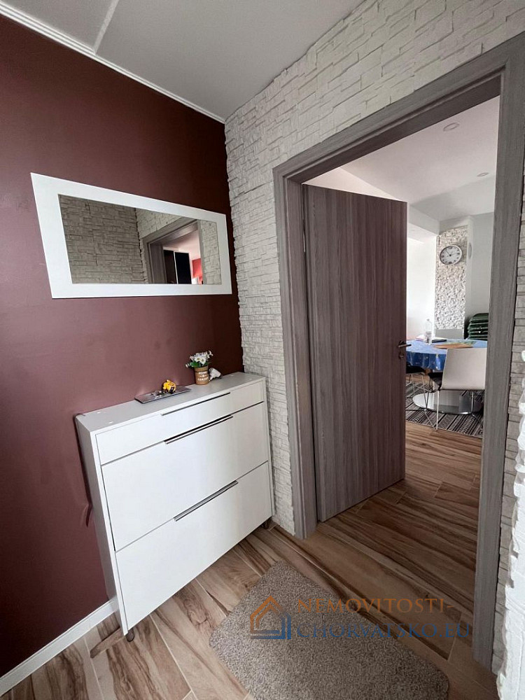 Prodej domu 150 m² s pozemkem 150 m² - Widok 3