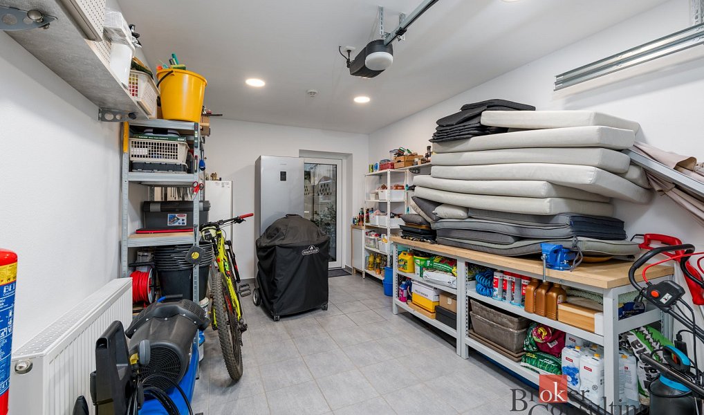 Prodej domu 154 m² s pozemkem 577 m², Líně – náhled fotky 27