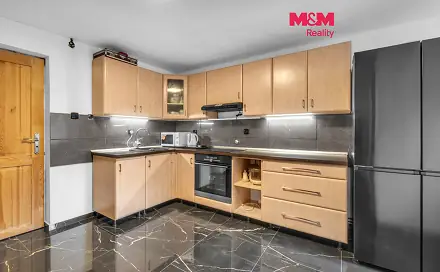 Prodej domu 220 m² s pozemkem 549 m², Luže - Bělá, okres Chrudim