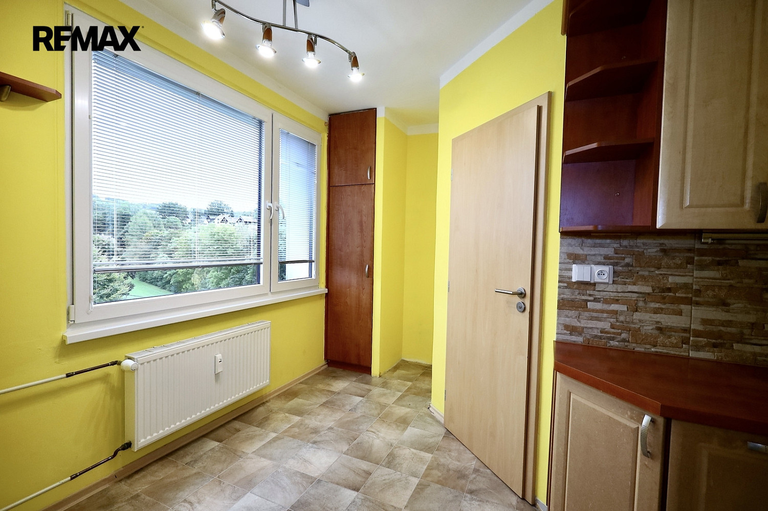 Pronájem bytu 2+1 63 m² - View 5