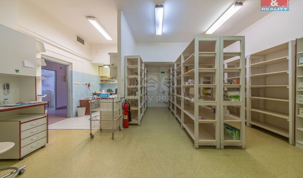 Pronájem obchodních prostor 260 m², Karviná – náhled fotky 11