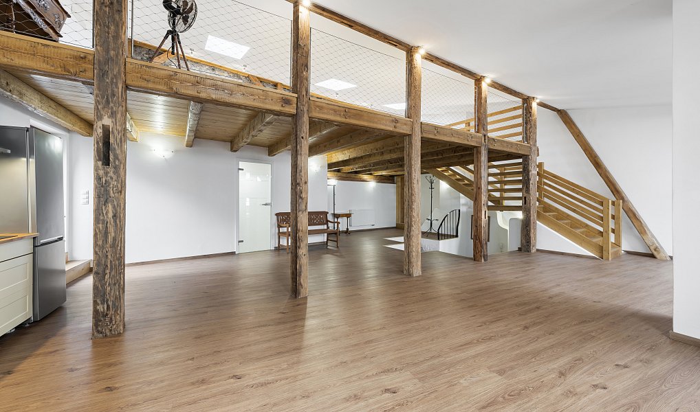 Prodej domu (jiného typu) 600 m² s pozemkem 275 m², Vimperk – náhled fotky 9