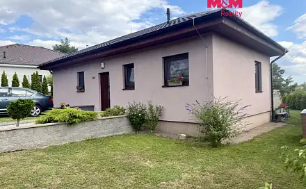 Prodej domu 84 m² s pozemkem 938 m², Lesní, Březno, okres Chomutov