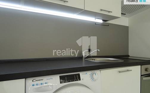 Pronájem bytu 1+kk 30 m², Karla Čapka, Děčín - Děčín I-Děčín