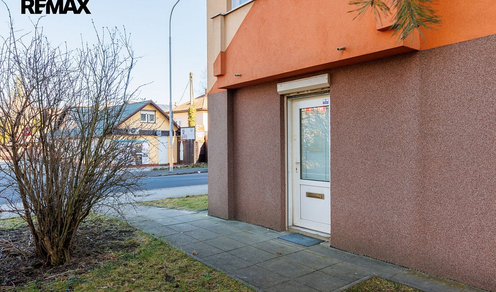Prodej obchodních prostor 72 m², Karlovy Vary – náhled fotky 6