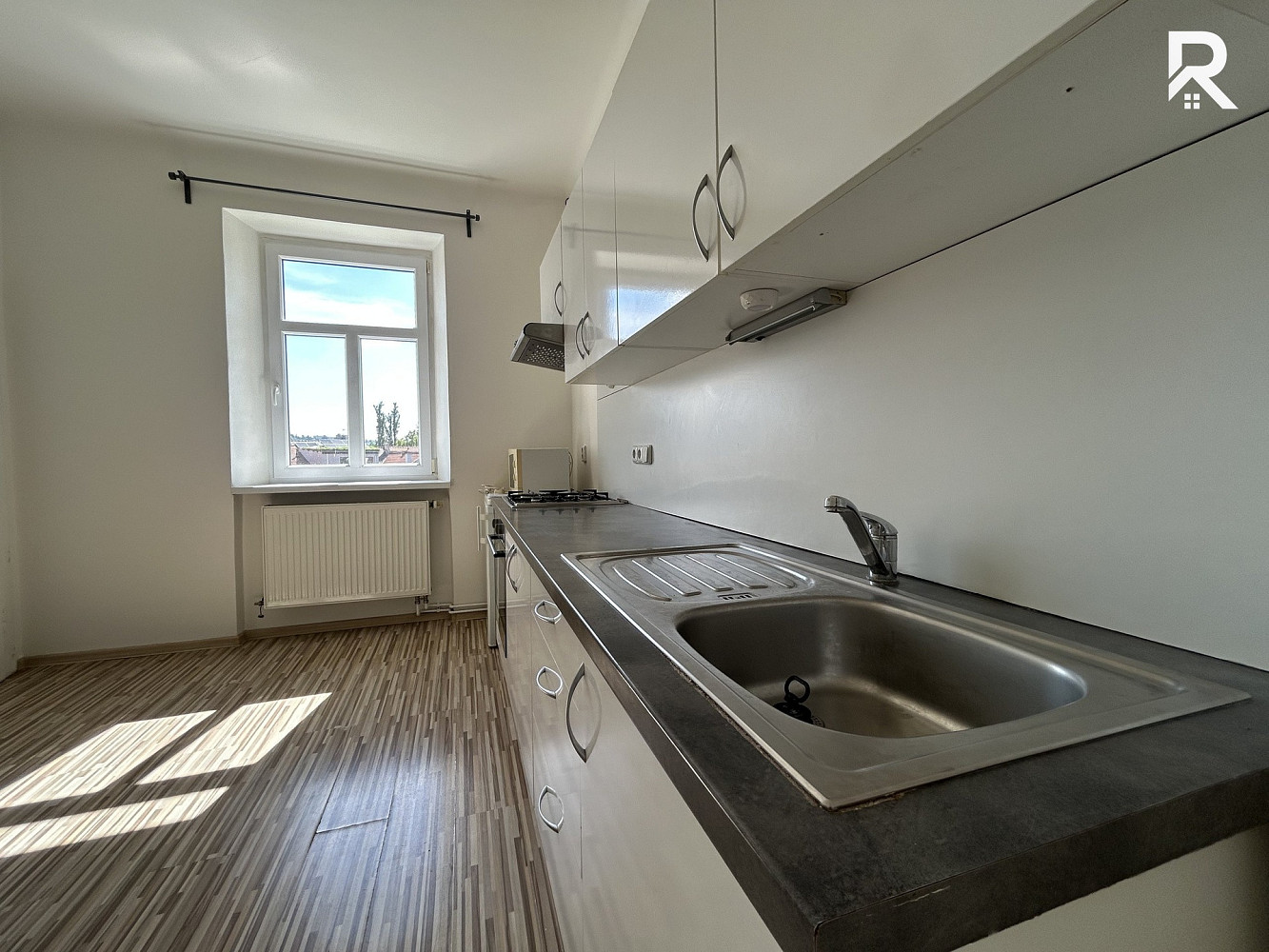 Pronájem bytu 1+1 47 m² — photo 3