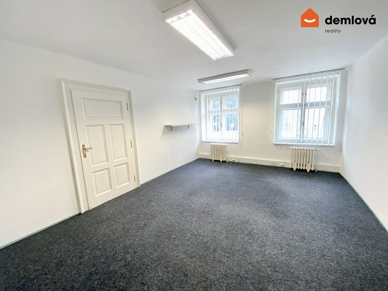 Pronájem kanceláře 22 m² – fotografie 2