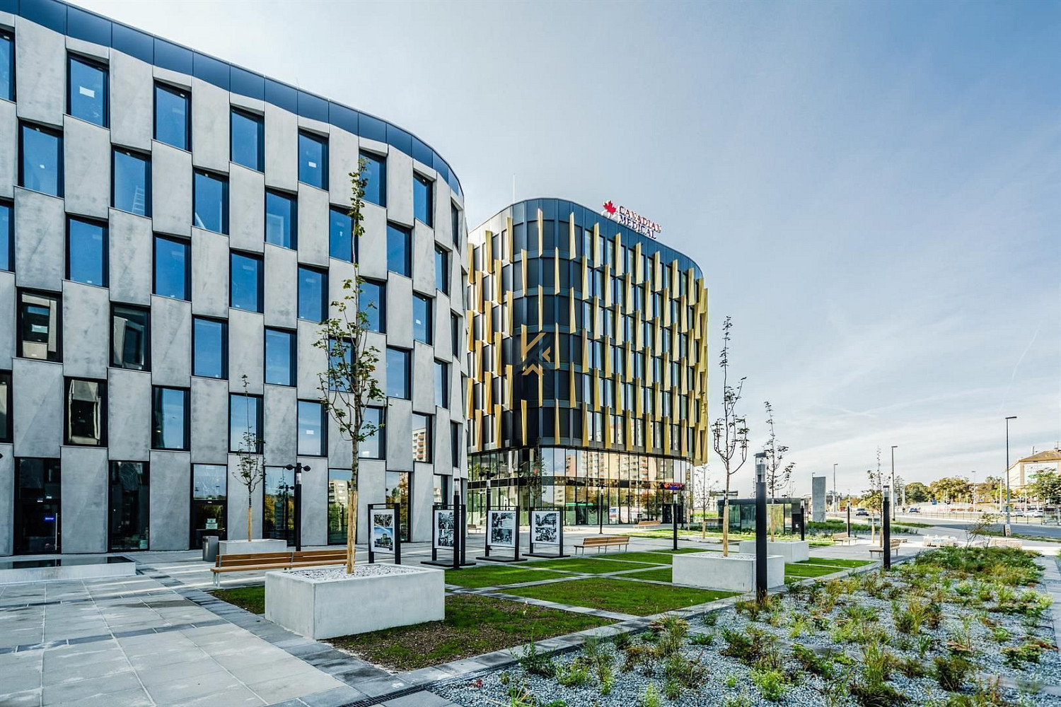 Pronájem kanceláře 518 m²