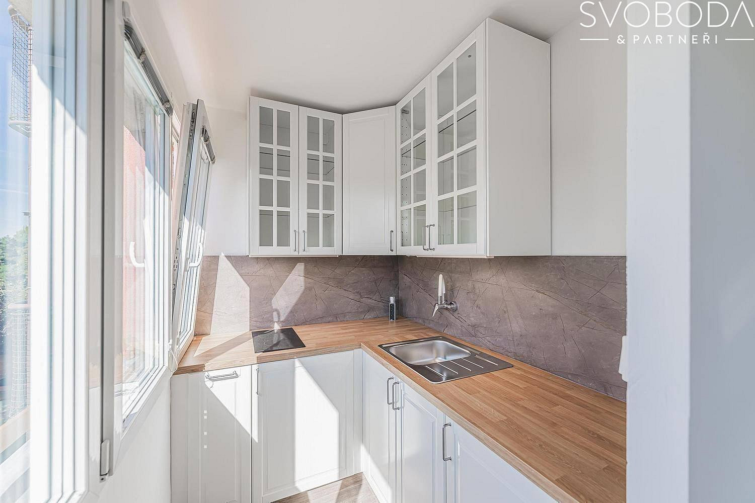 Pronájem bytu 1+kk 27 m²