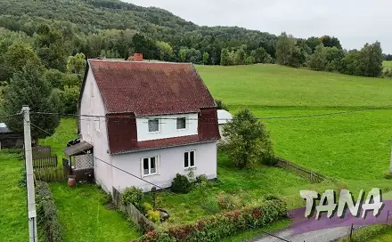 Prodej domu 110 m² s pozemkem 1 916 m², Velký Valtinov, okres Česká Lípa