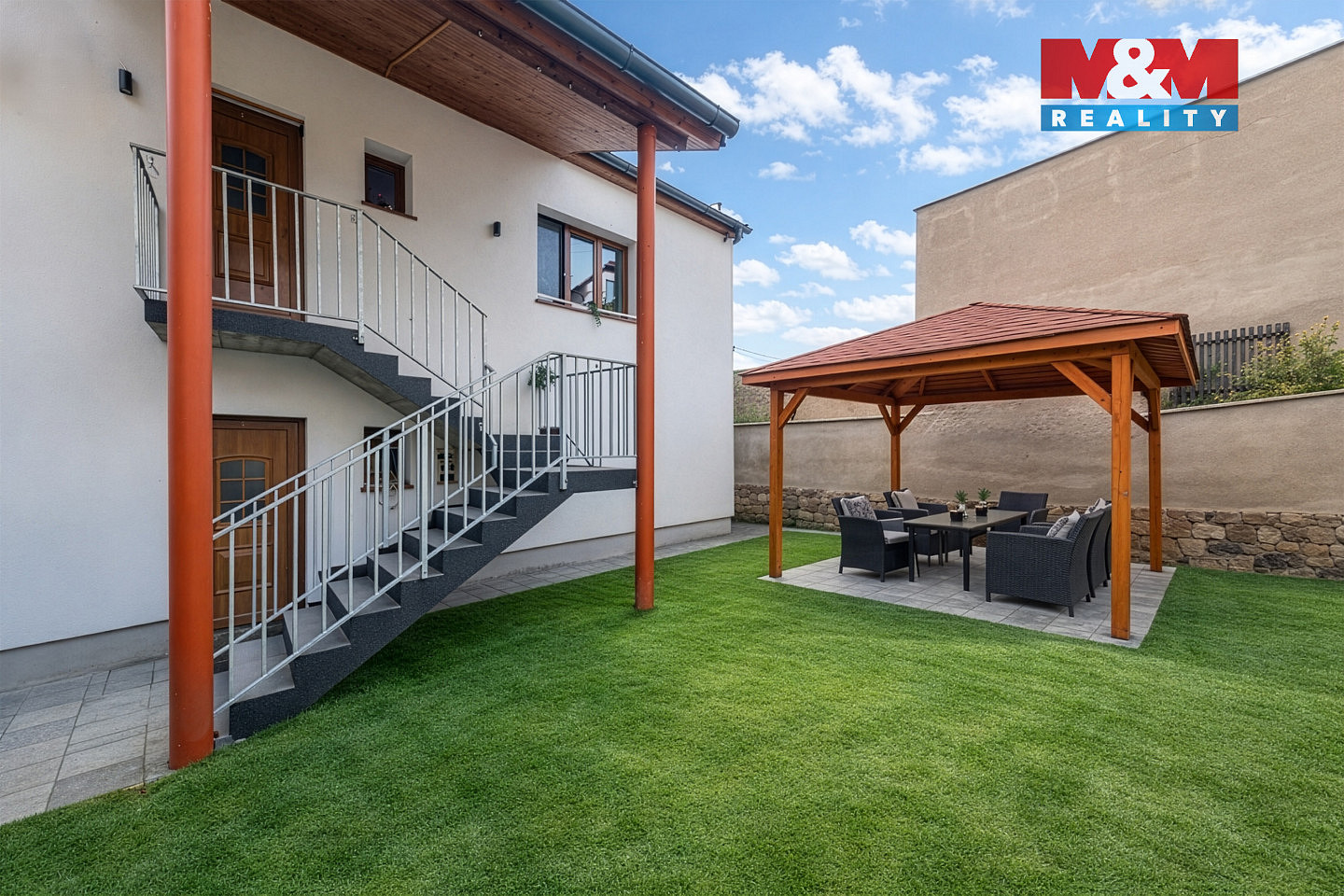Prodej domu 135 m² s pozemkem 397 m² — photo 2