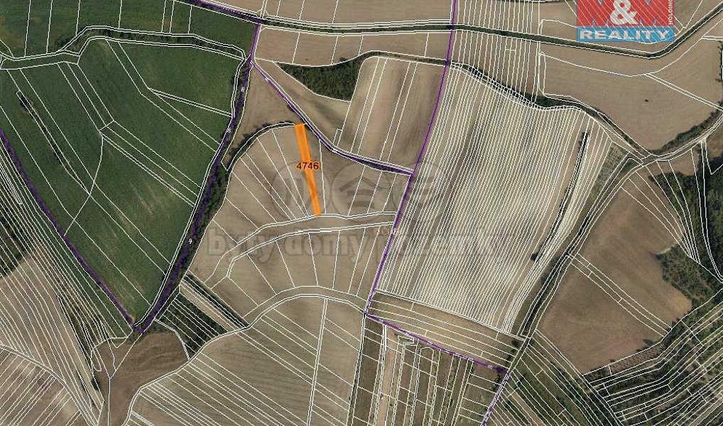 Prodej pole 1 571 m², Starovičky – náhled fotky 3