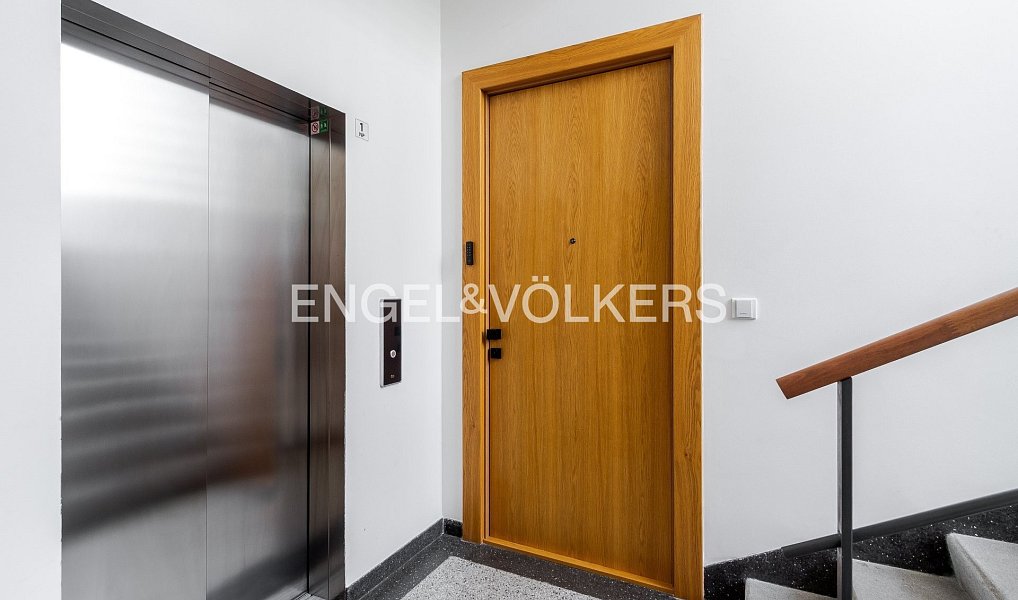 Pronájem bytu 2+kk 65 m², Praha – náhled fotky 12