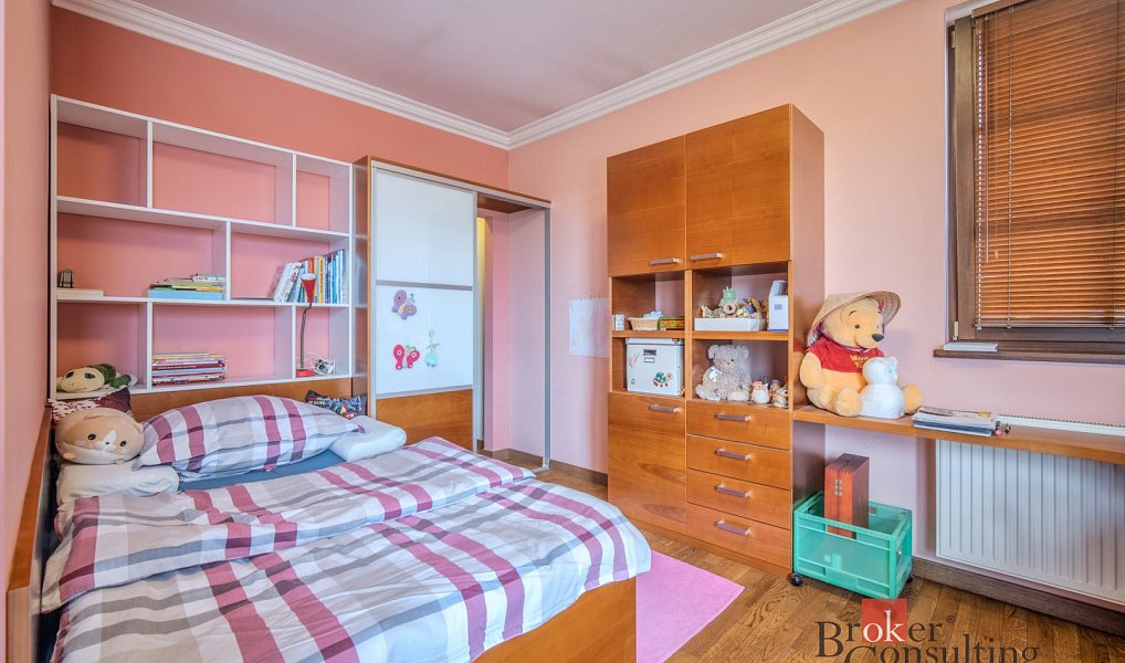 Prodej domu 307 m² s pozemkem 874 m², Praha – náhled fotky 26