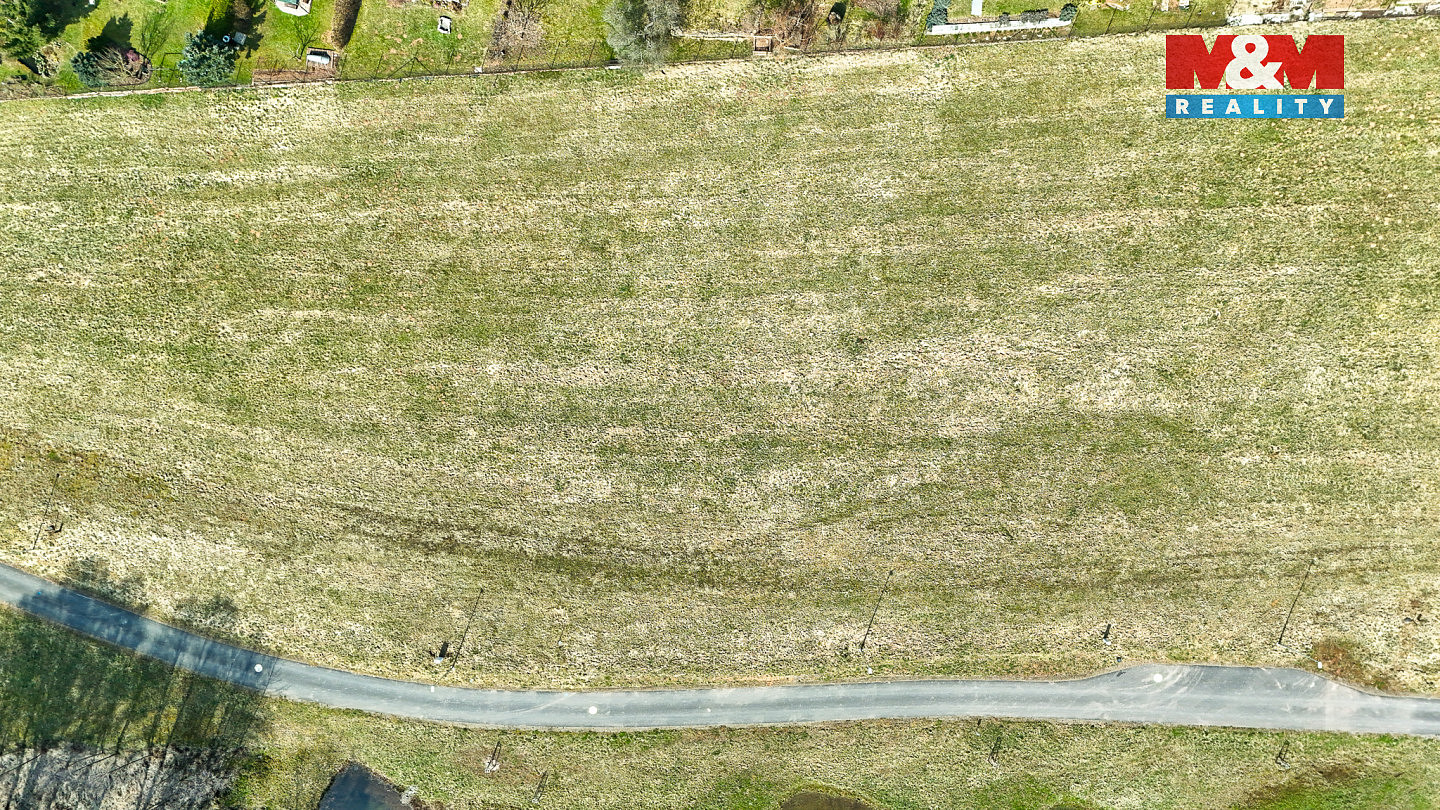 Prodej stavebního pozemku 2 738 m² — photo 3