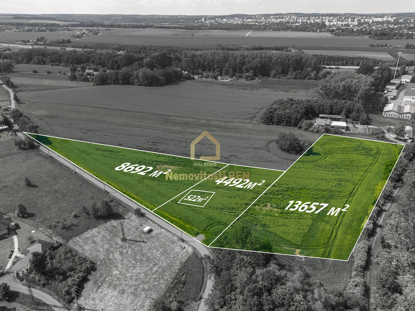Prodej komerčního pozemku 27 363 m²