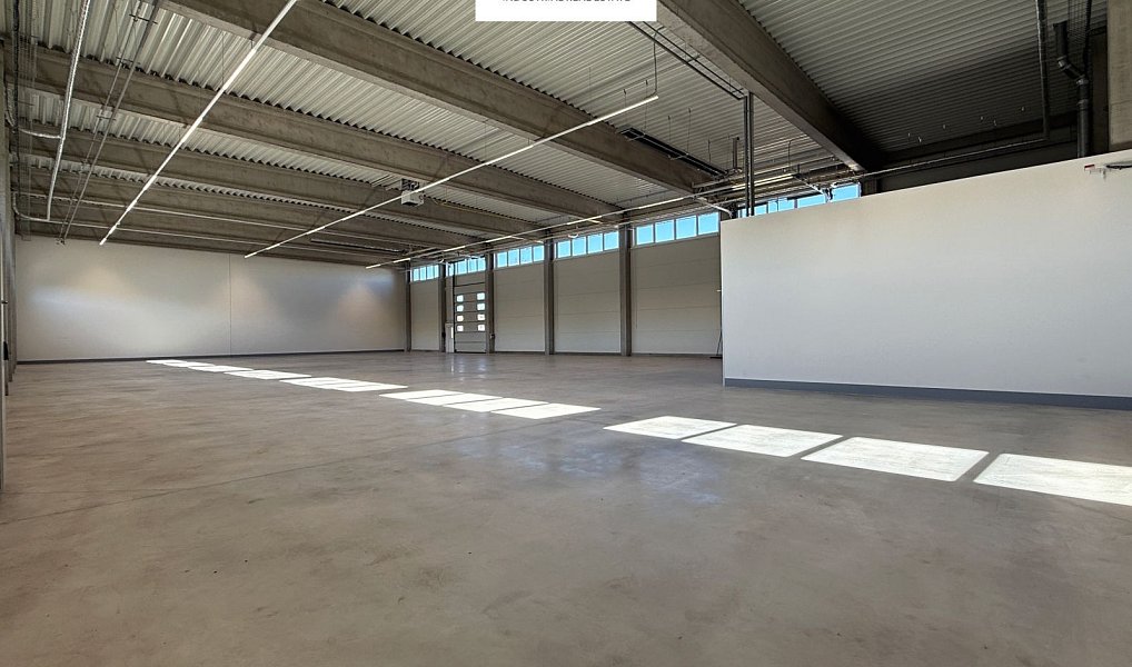 Pronájem výrobních prostor 1 026 m², Kladno – náhled fotky 10