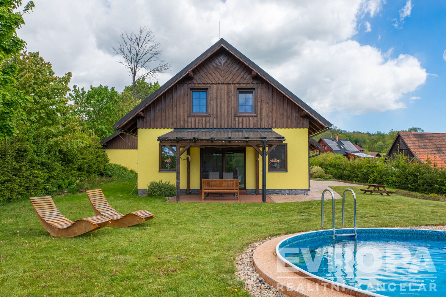 Prodej domu 113 m² s pozemkem 2 688 m²