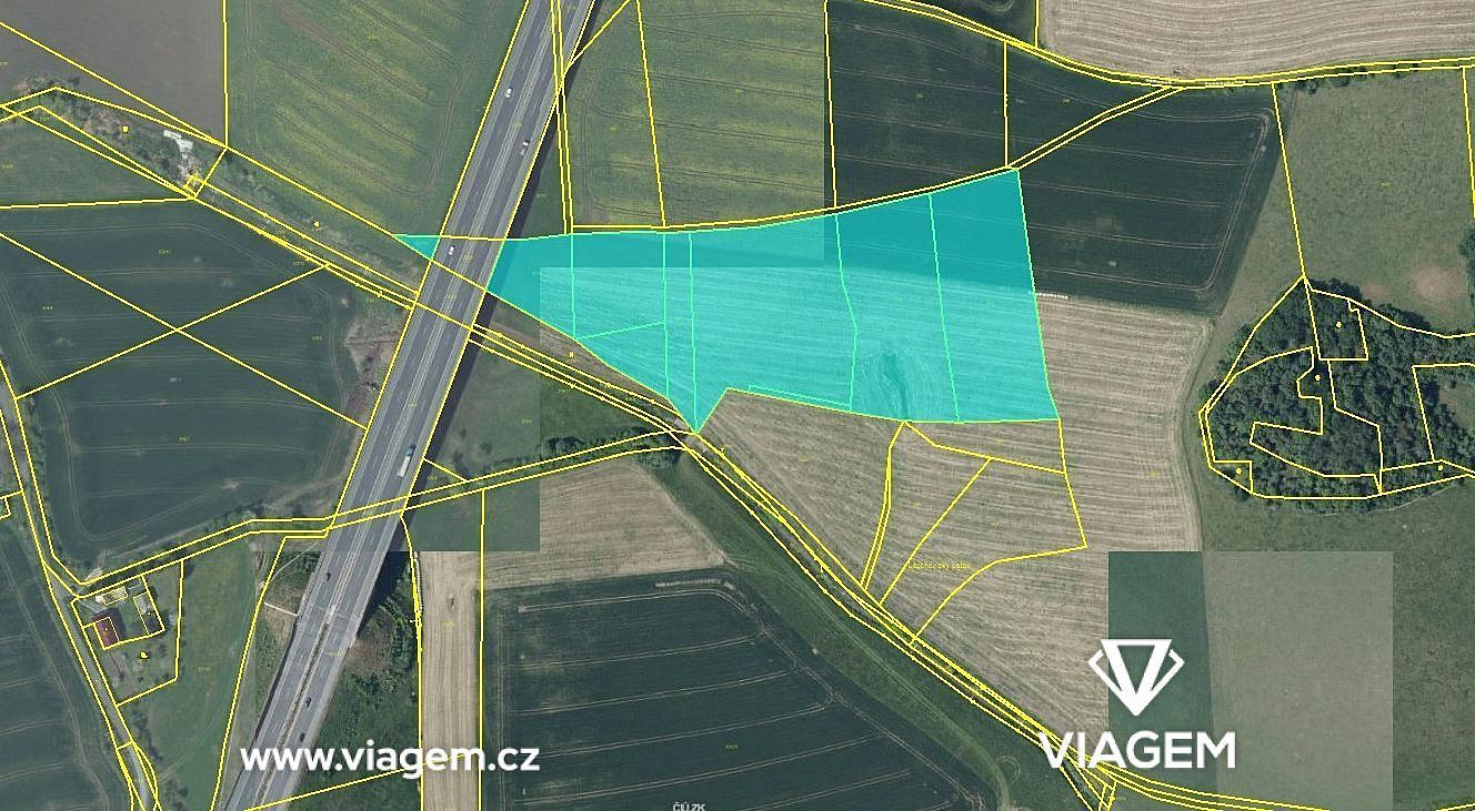Pole 24 377 m², Podíl 28 % o výměře 6 771 m² – pohled 3