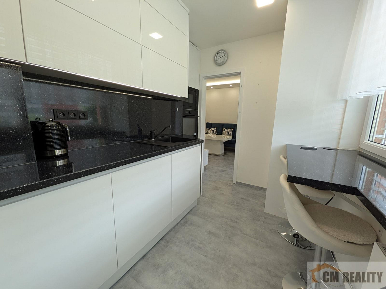 Prodej bytu 2+1 50 m² – fotografie 2