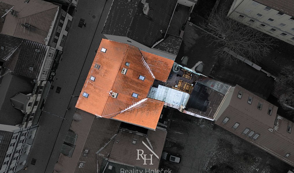 Prodej nájemního domu, činžáku 935 m², Kladno – náhled fotky 33