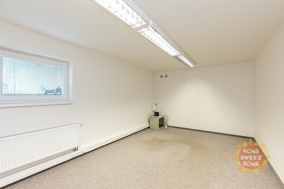 Pronájem kanceláře 80 m² – fotografie 5
