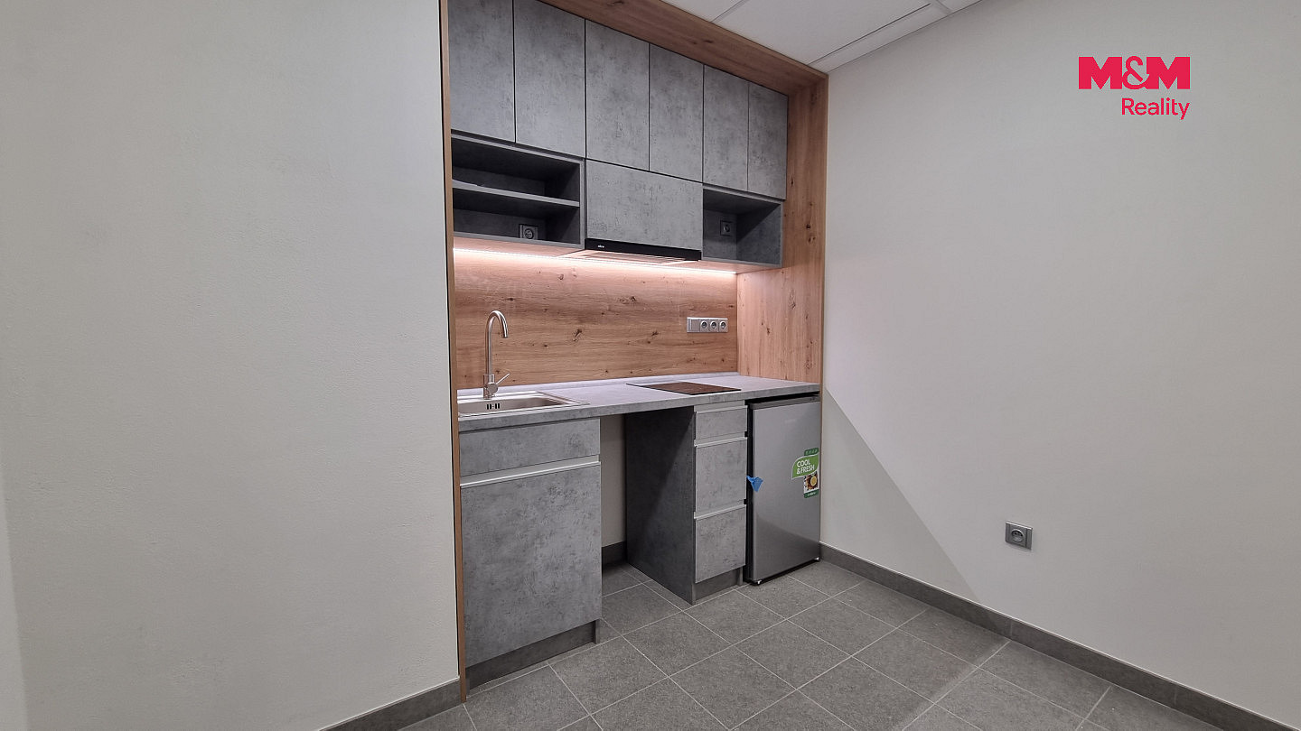Pronájem kanceláře 66 m² – fotografie 5
