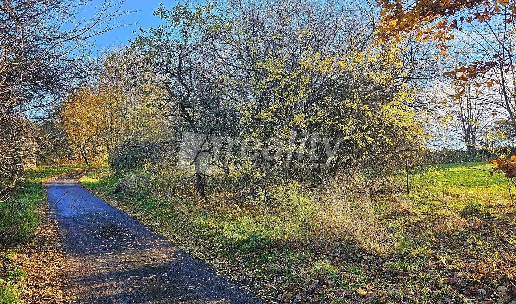 Prodej pozemku, 1000 m², Jihlava, Zbinohy