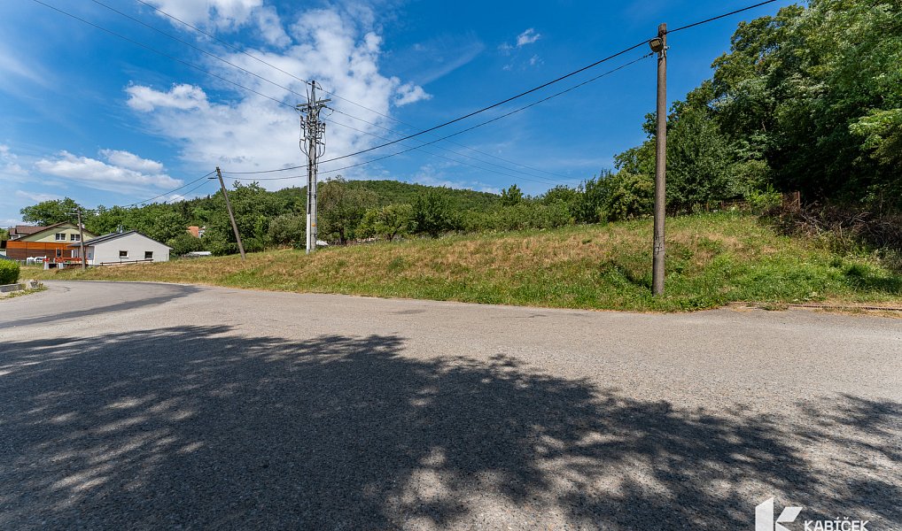Prodej stavebního pozemku 842 m², Kuřim – náhled fotky 11