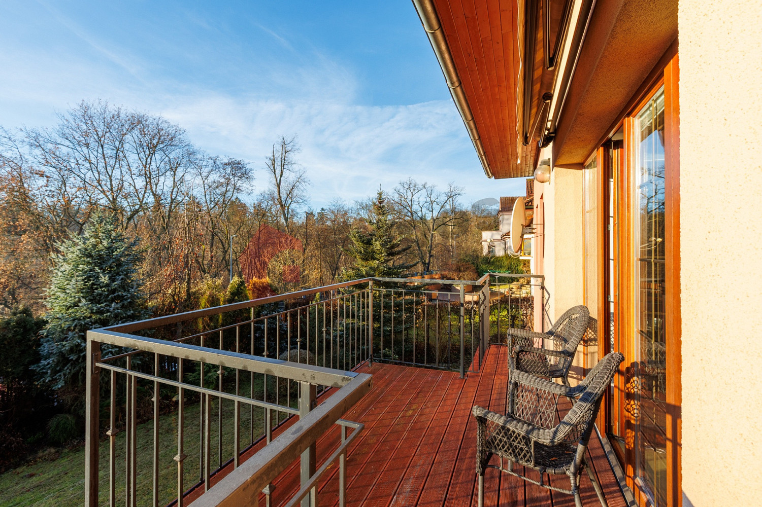 Prodej domu 268 m² s pozemkem 549 m² – fotografie 2