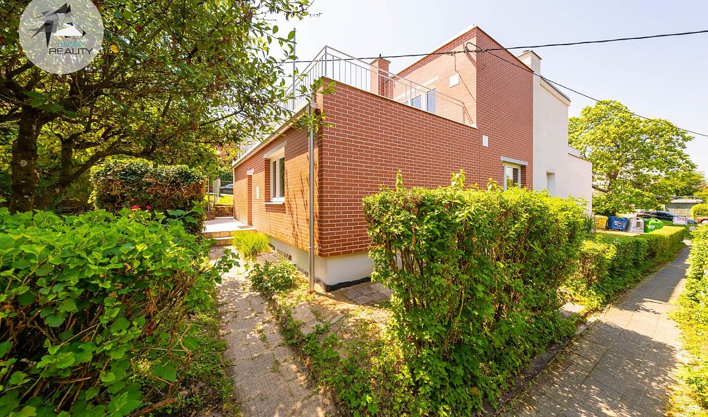 Prodej domu 150 m² s pozemkem 372 m², Zlín – náhled fotky 22
