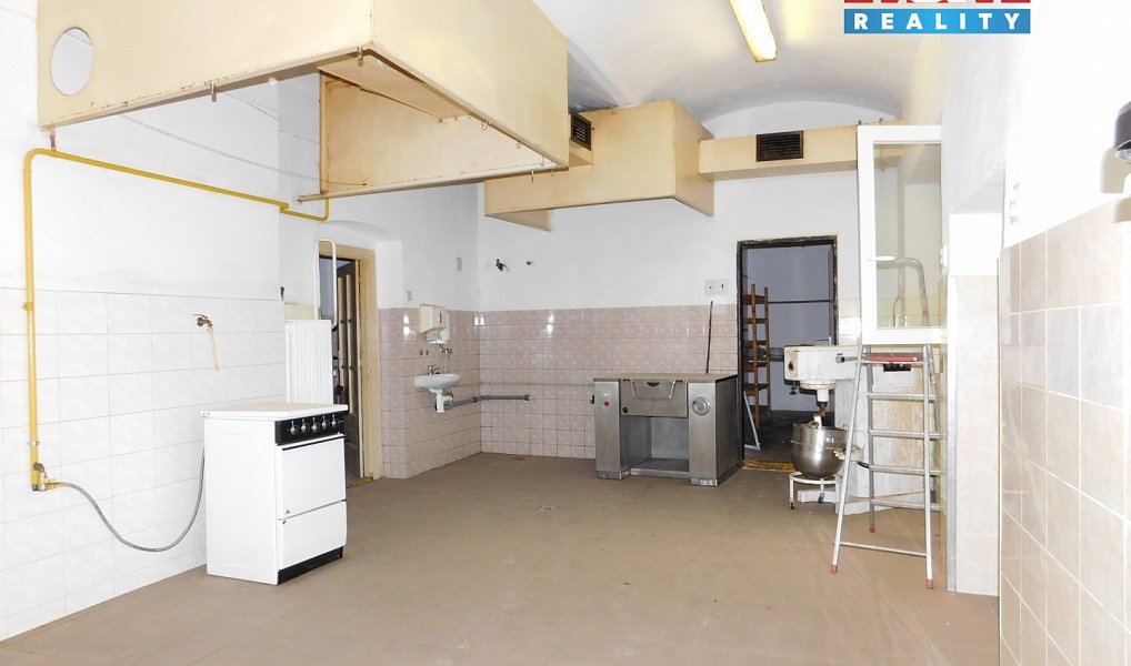 Pronájem restaurace 700 m², Kasejovice – náhled fotky 15