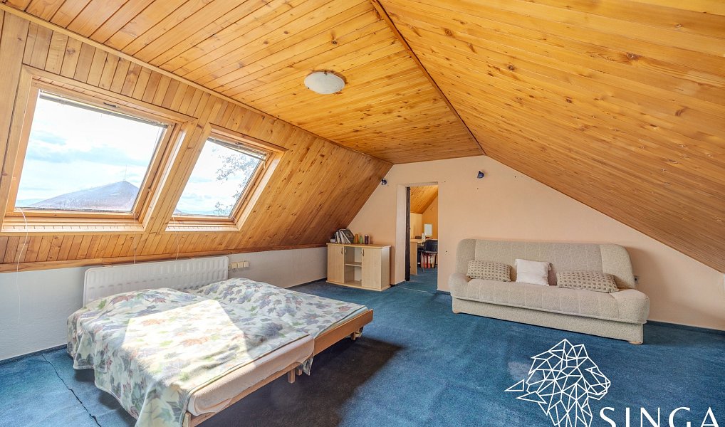Prodej domu 212 m² s pozemkem 1 270 m², Dobrá – náhled fotky 11