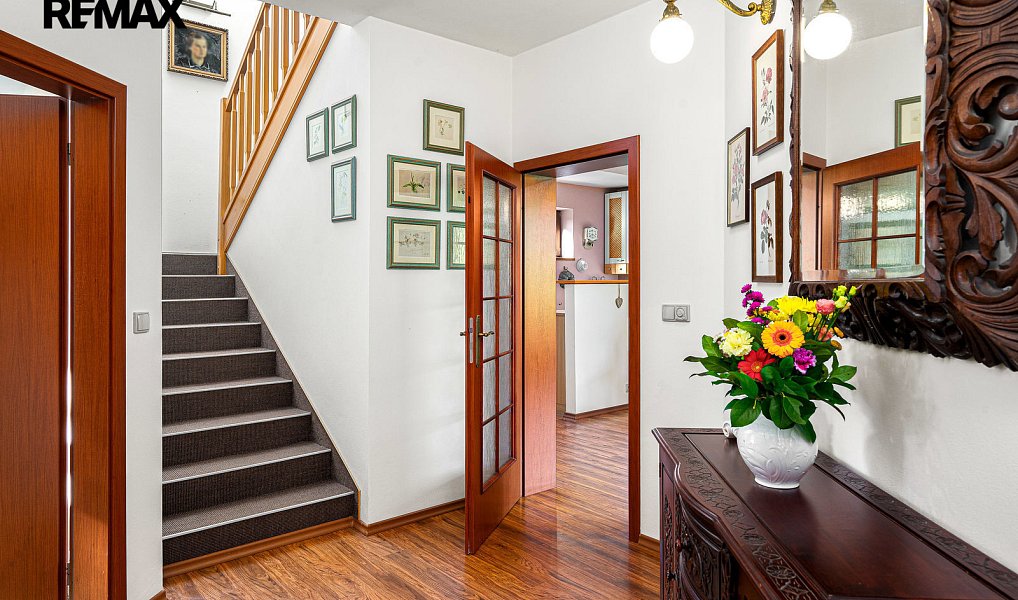 Prodej domu 277 m² s pozemkem 3 435 m², Sulice – náhled fotky 25