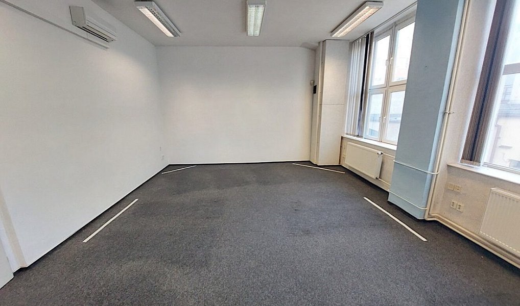 Pronájem kanceláře 127 m², Tábor – náhled fotky 4