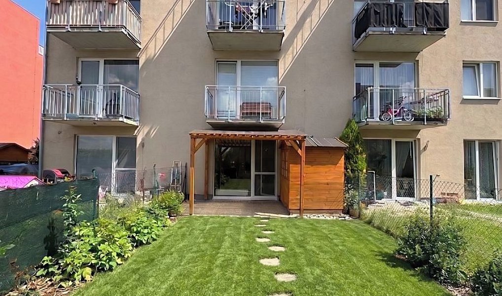 Prodej bytu 1+kk 94 m², Hostivice – náhled fotky 8