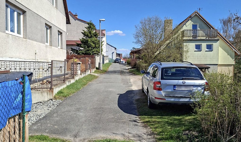 Prodej stavebního pozemku 588 m², Bělá pod Bezdězem – náhled fotky 10