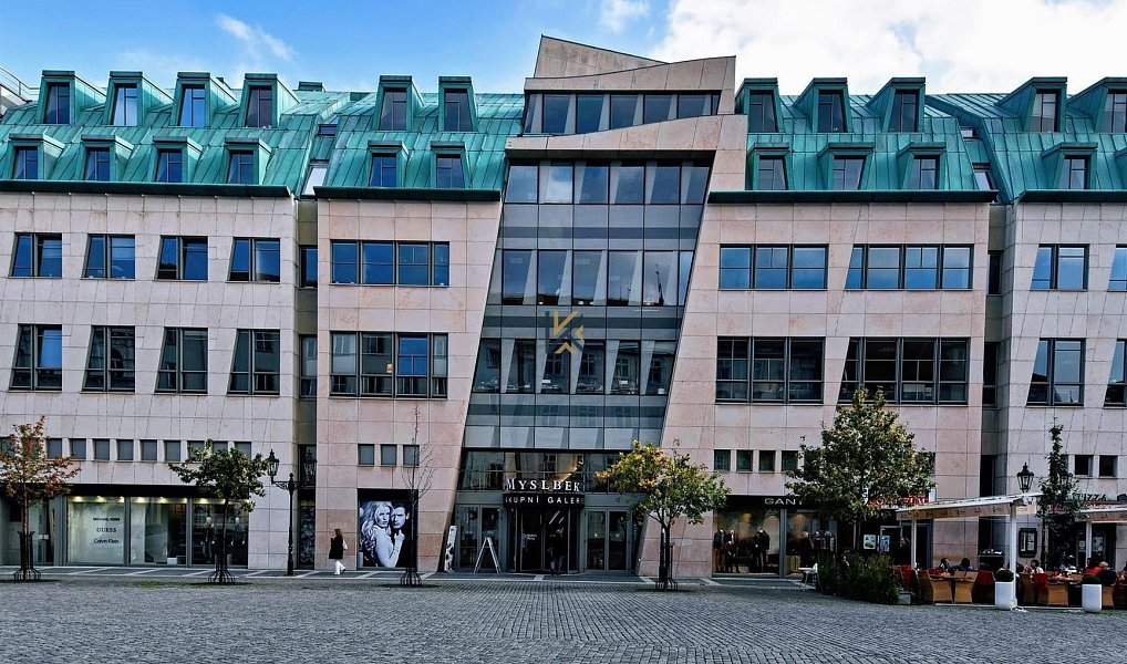 Pronájem kanceláře 674 m², Praha – náhled fotky 2
