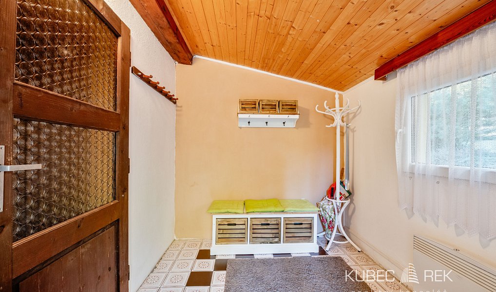 Pronájem chaty/chalupy 76 m² s pozemkem 318 m², Lipno nad Vltavou – náhled fotky 12