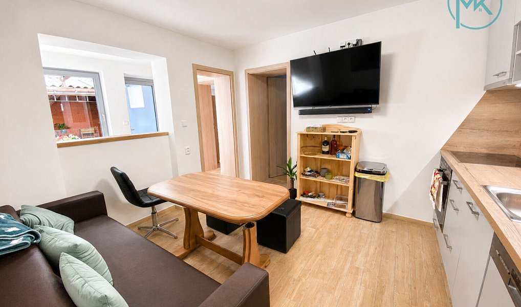 Pronájem domu 65 m² s pozemkem 108 m², Staré Město – náhled fotky 3