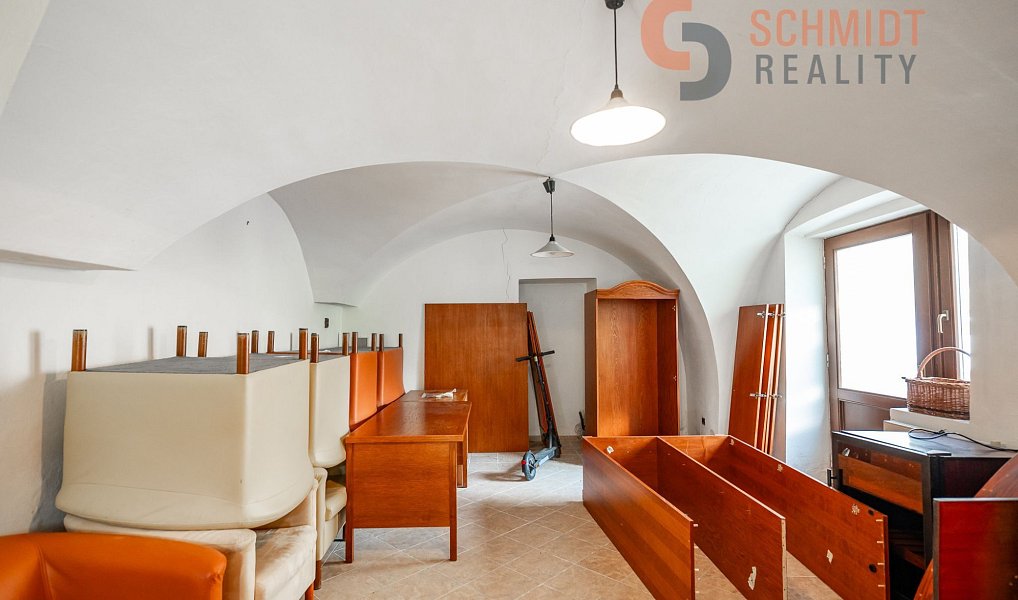 Prodej domu 596 m² s pozemkem 781 m², Mikulov – náhled fotky 11